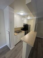 featured image of 18530 Prairie St