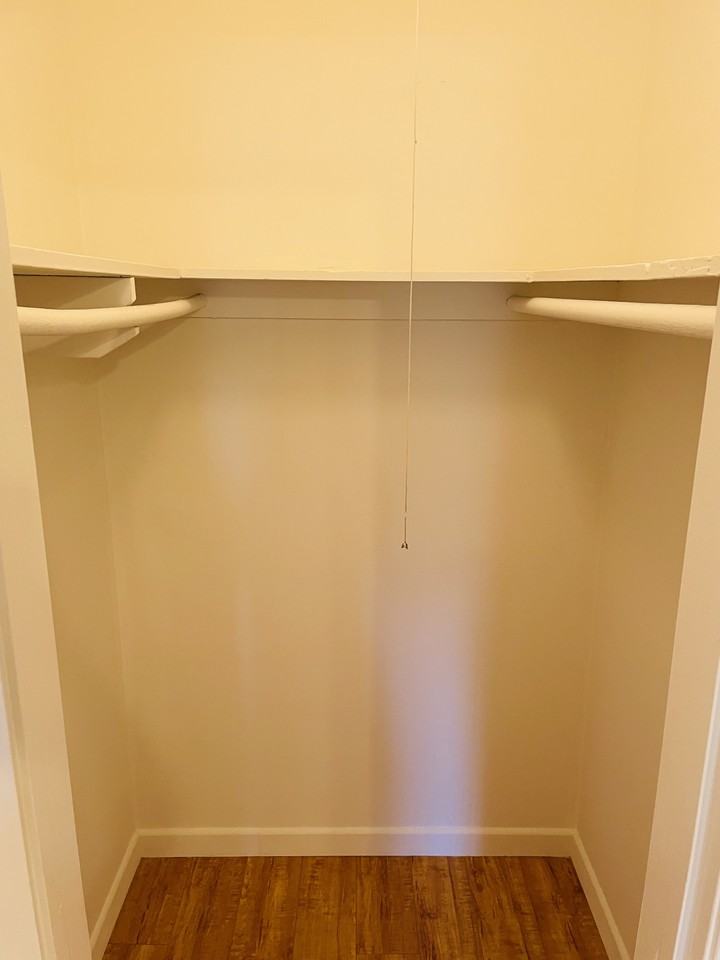 505 Gayley Avenue #401 - Photo 4 of 8