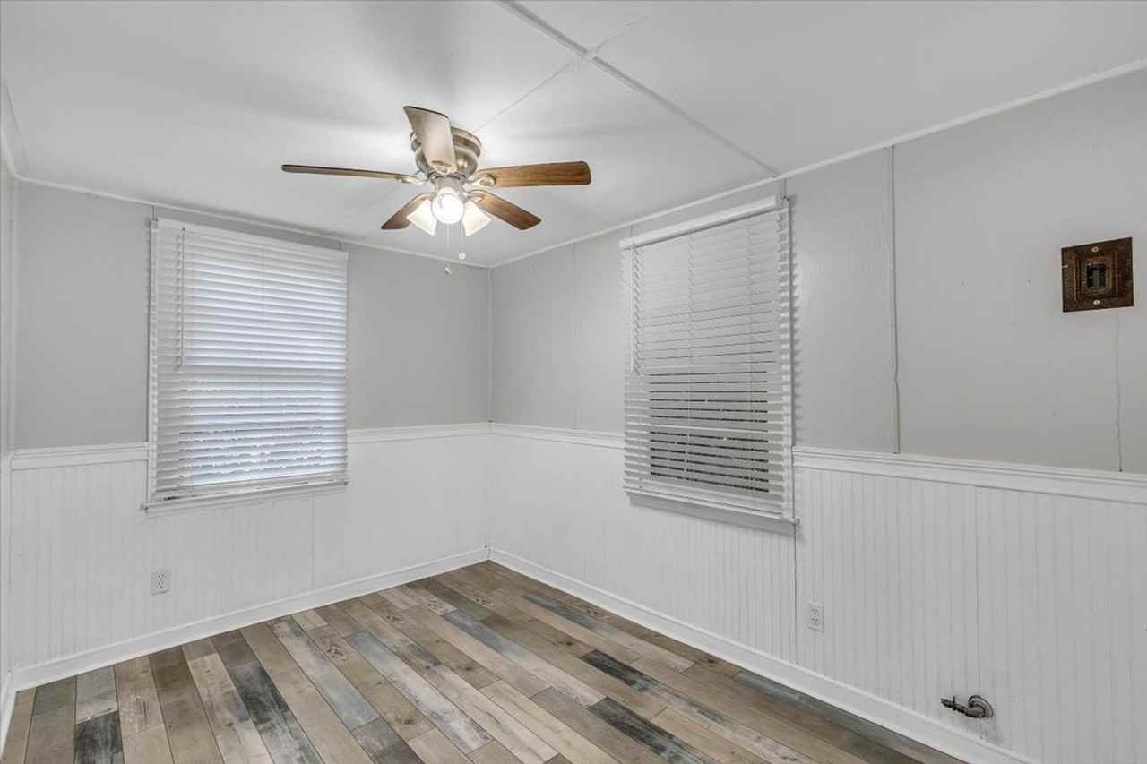 3 Southwood Dr - Photo 4 of 23