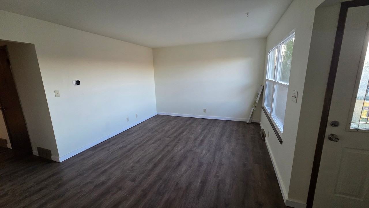 5303 Byrd Ave - Photo 2 of 15