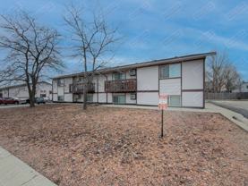 707 Vivian St - Photo 1 of 1