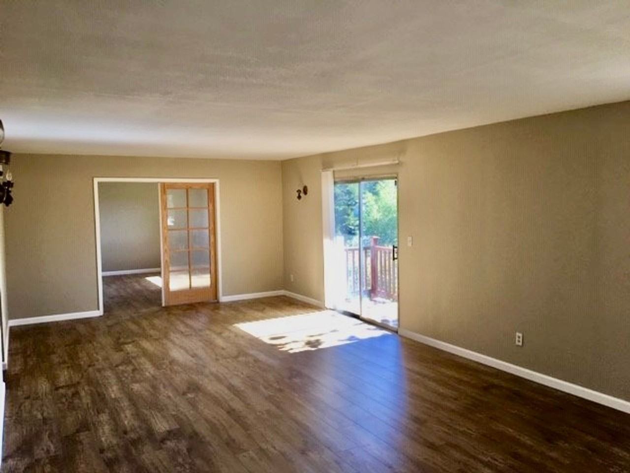 4317 Lerida Dr - Photo 7 of 13