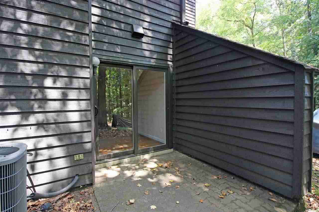 1542 Birnam Dr - Photo 4 of 10