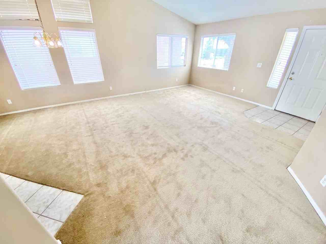4678 Carefree Dr - Photo 3 of 29