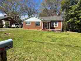 906 Mark Dr - Photo 1 of 1