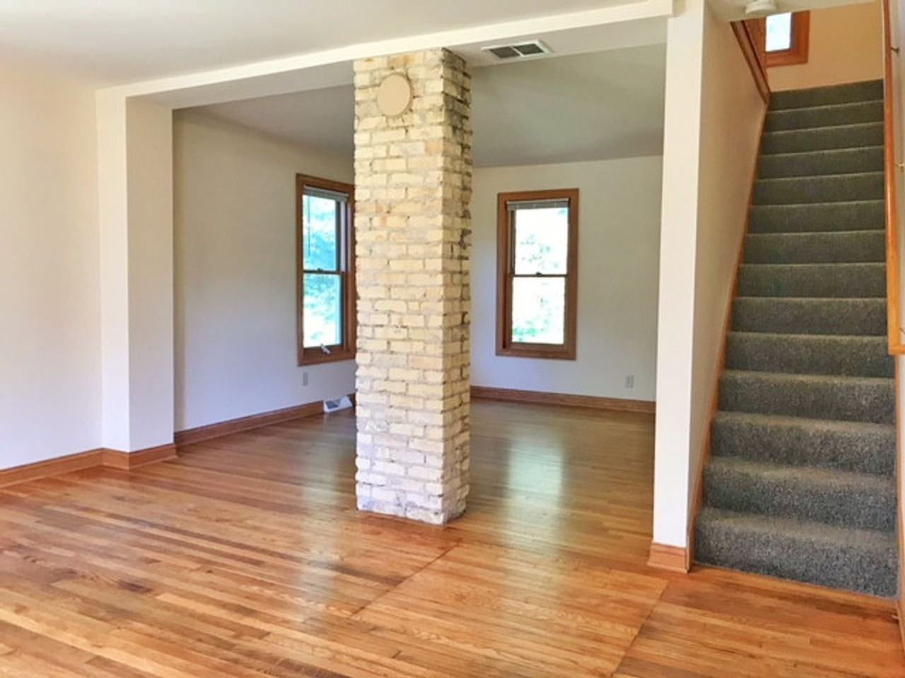 59 S40 W28027 Wisconsin 59 - Photo 4 of 18