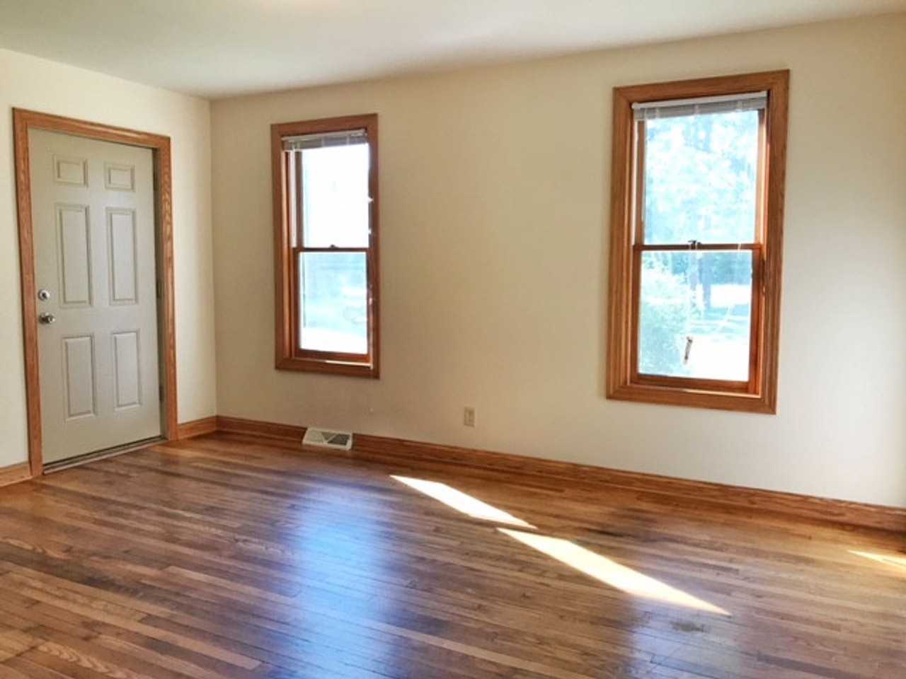 59 S40 W28027 Wisconsin 59 - Photo 5 of 18