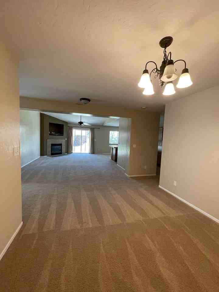 2844 W Payson Ct - Photo 6 of 25