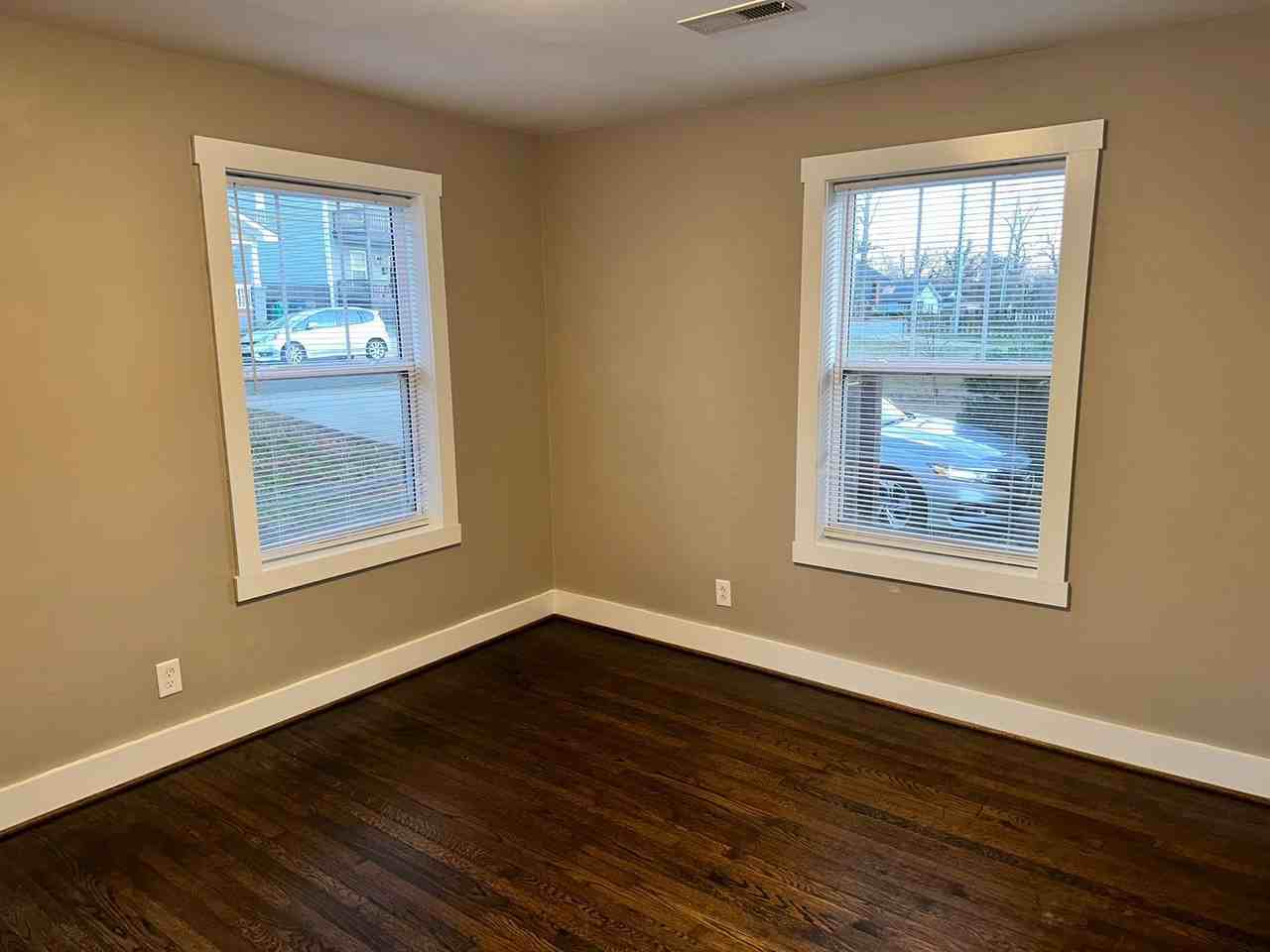 1701 Parson St ## 1 - Photo 5 of 6