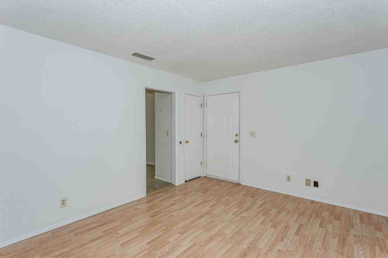 3012 E 1st St N #2 - Photo 2 of 11