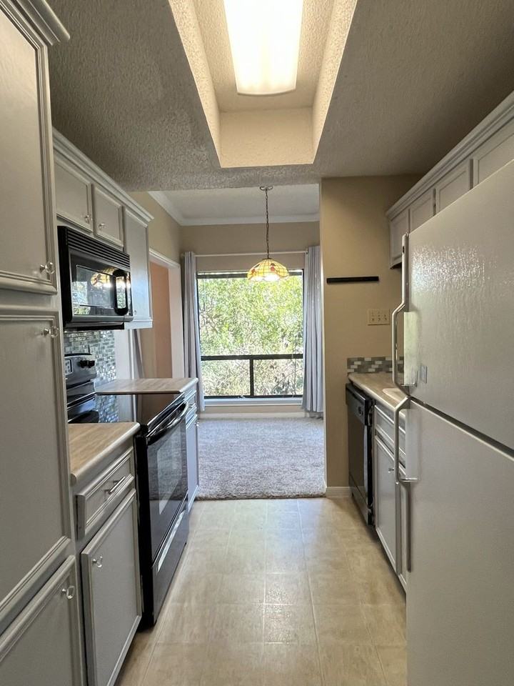 3840 Far West Blvd #112 - Photo 6 of 22