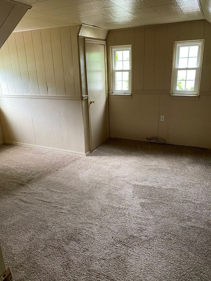 400 Idlewood Rd - Photo 4 of 7