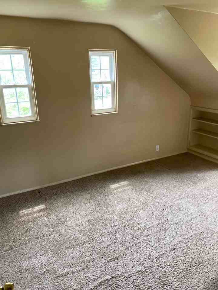 400 Idlewood Rd - Photo 5 of 7