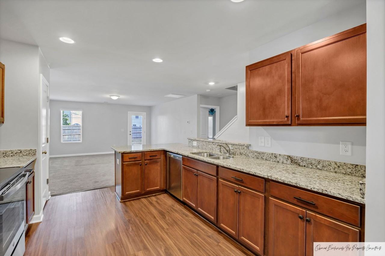 291 Windfall Rd - Photo 5 of 27