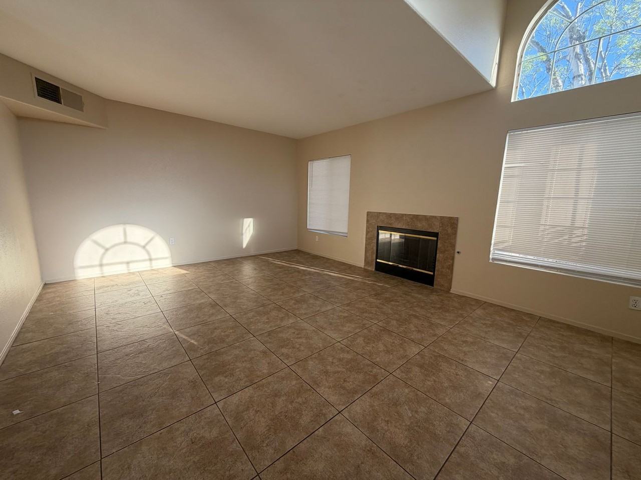 445 Coral Sea St - Photo 3 of 11