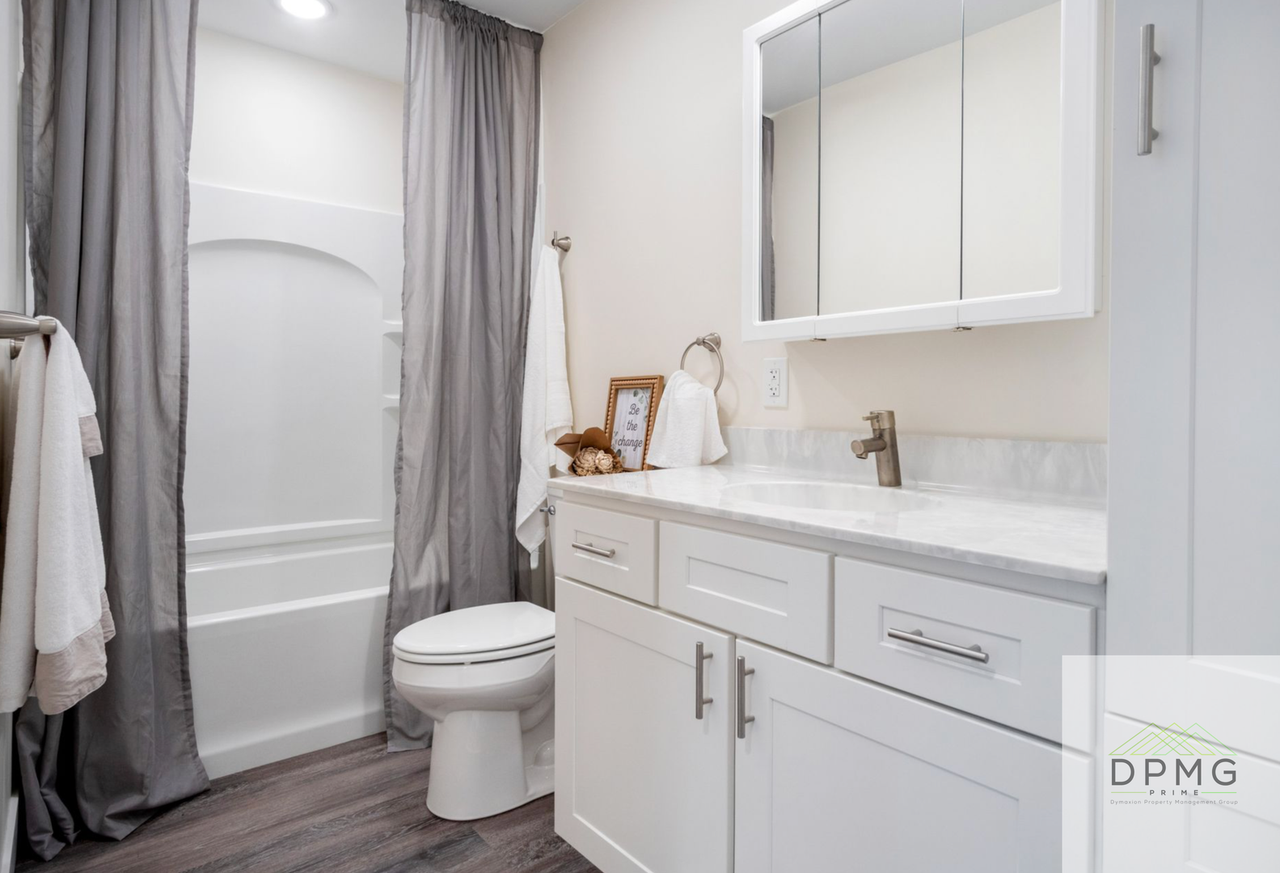 414 Haven St - Photo 5 of 9