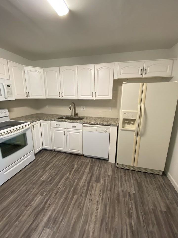 720 N Lime Ave - Photo 6 of 11