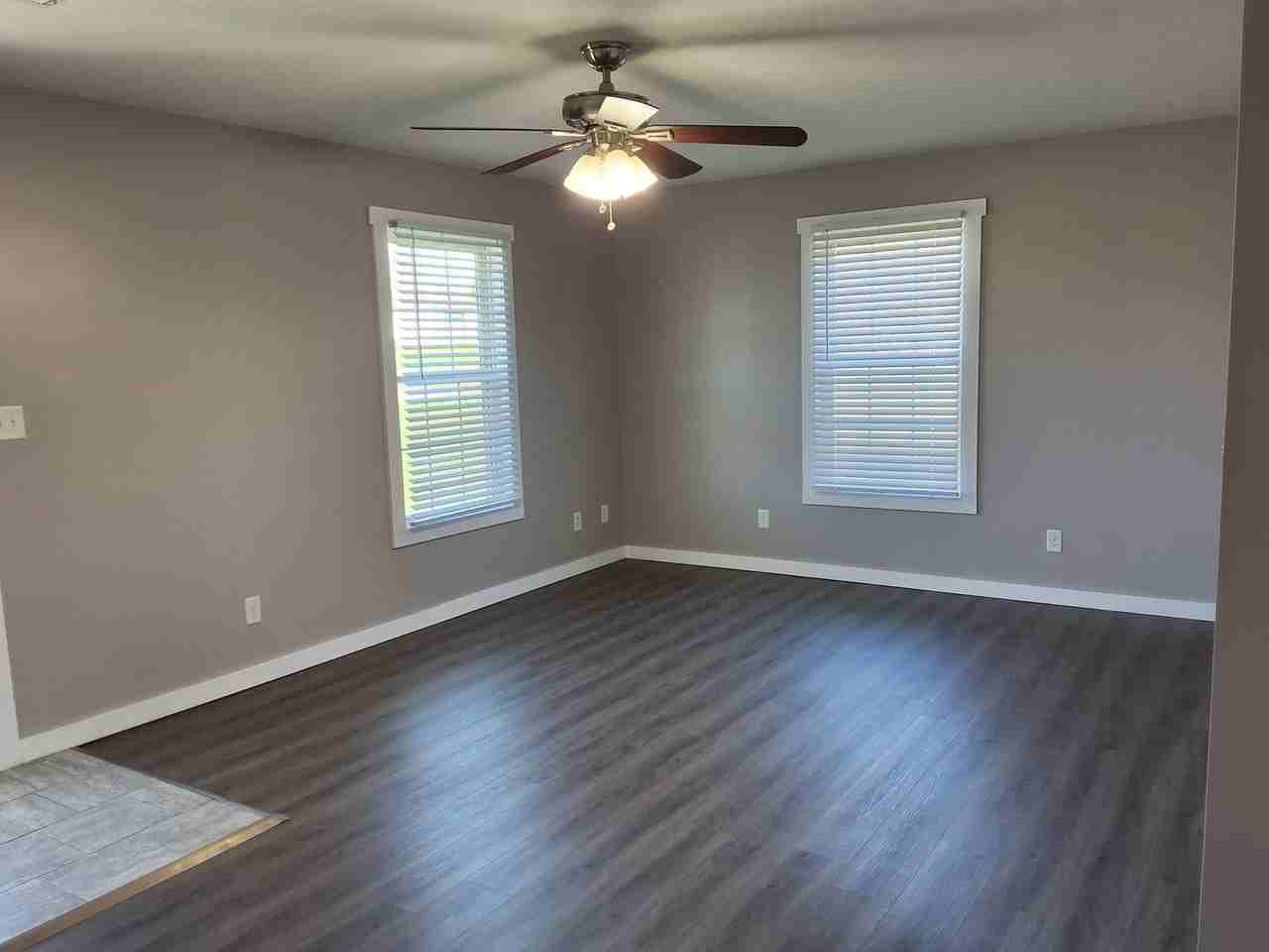 1600 Morrison Rd - Photo 3 of 18