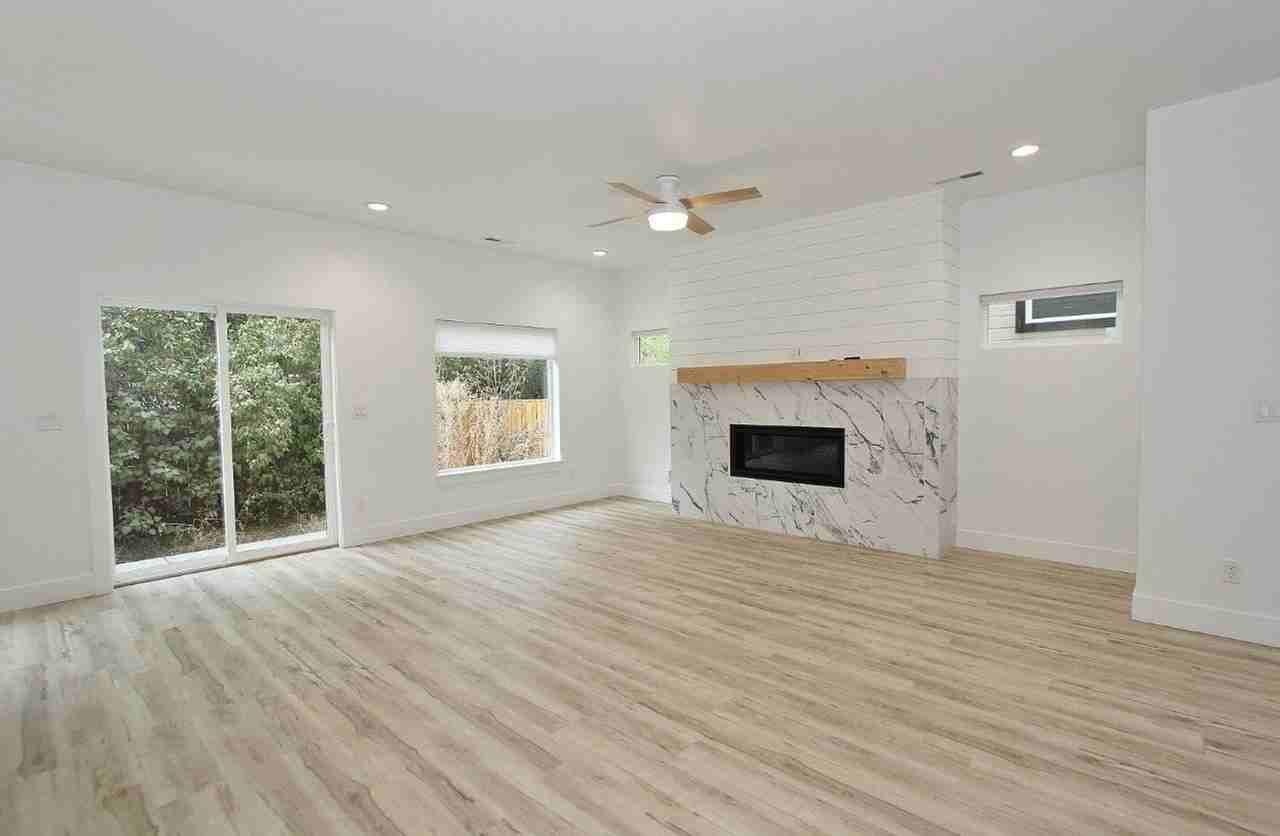 3847 W Puggy Ln - Photo 5 of 25