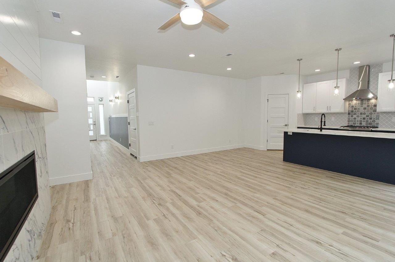 3847 W Puggy Ln - Photo 7 of 25