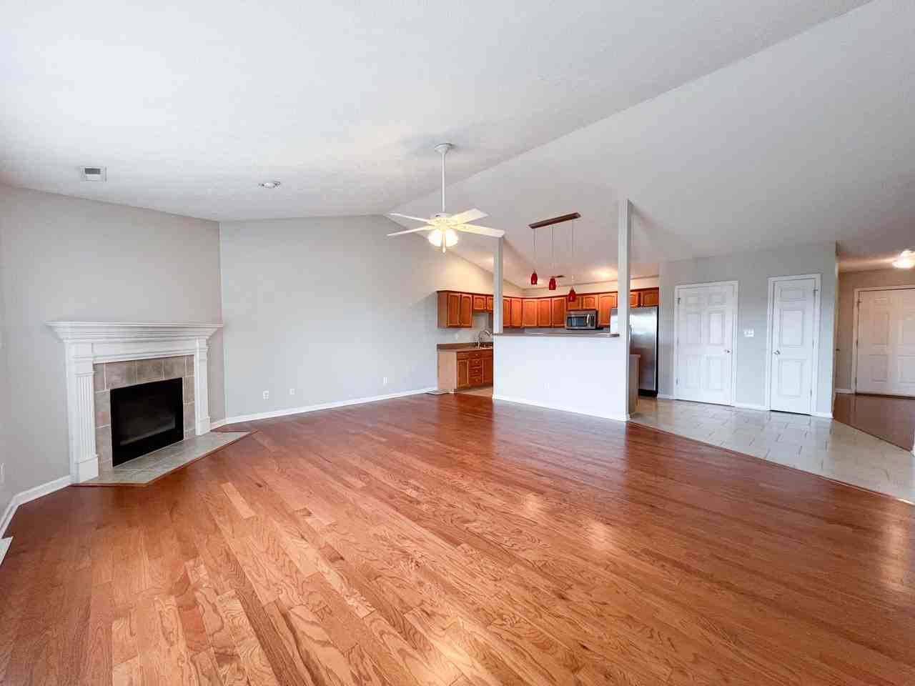 6812 Pemmbrooke Shire Ln - Photo 4 of 21