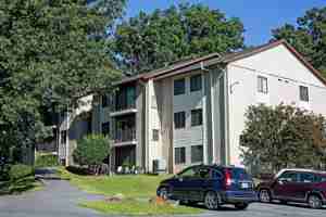 featured image of 10 Spring Ct