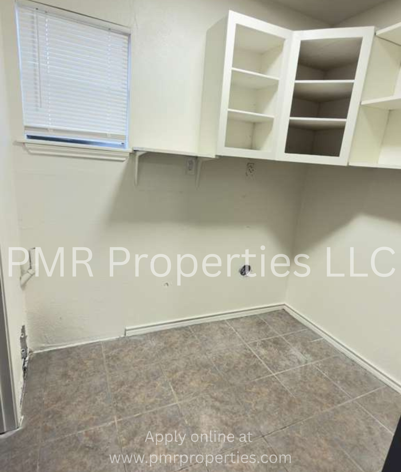 2128 Nw Pollard Ave - Photo 6 of 11