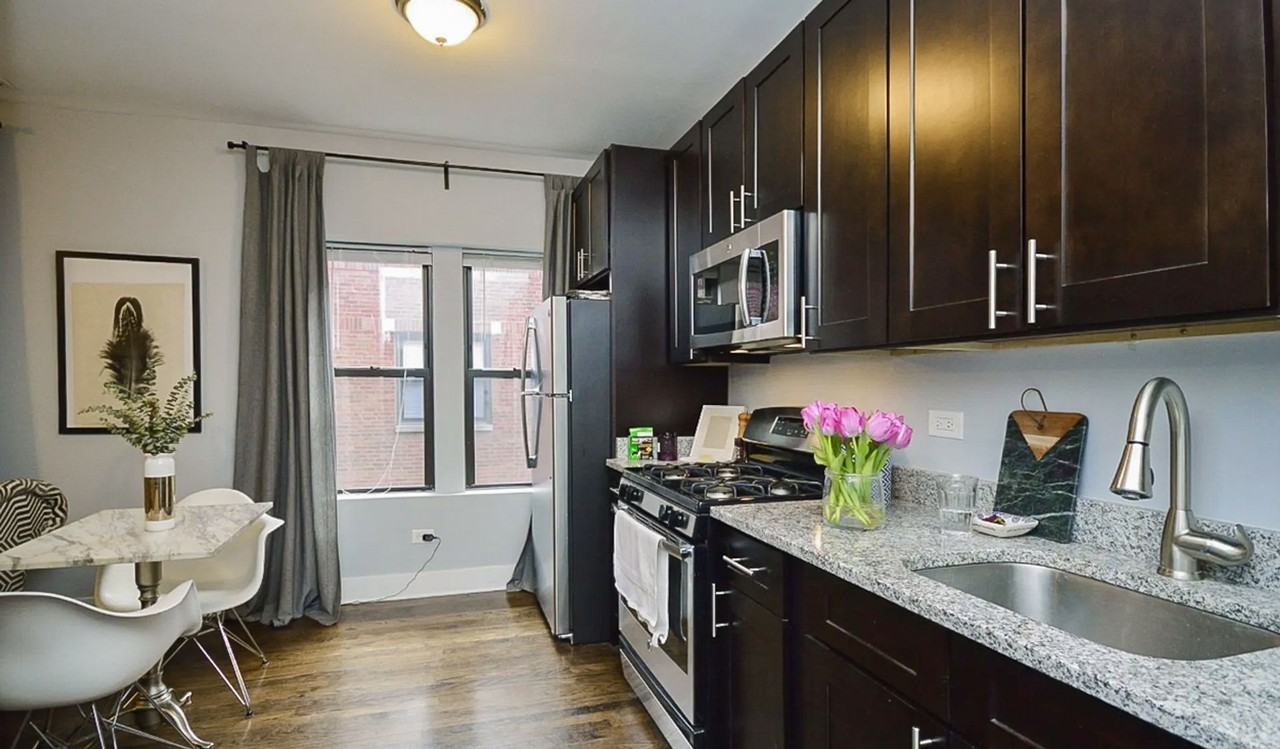 5553-59 N. Magnolia - Photo 3 of 5