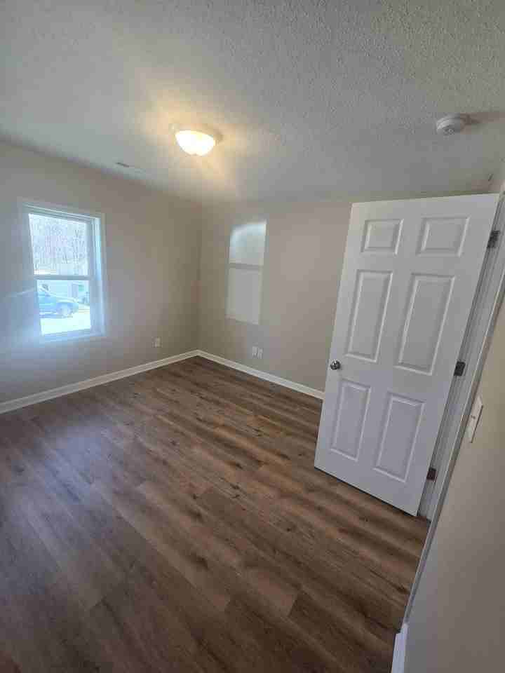 601 Huger St - Photo 3 of 8