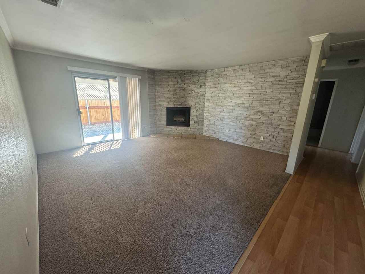 655 Las Tablas Rd - Photo 3 of 20