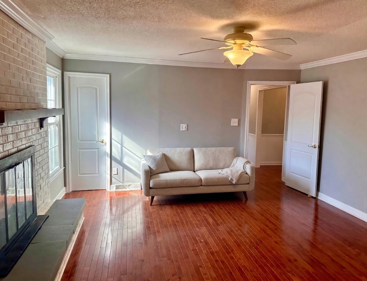 6900 Millbridge Rd - Photo 3 of 27