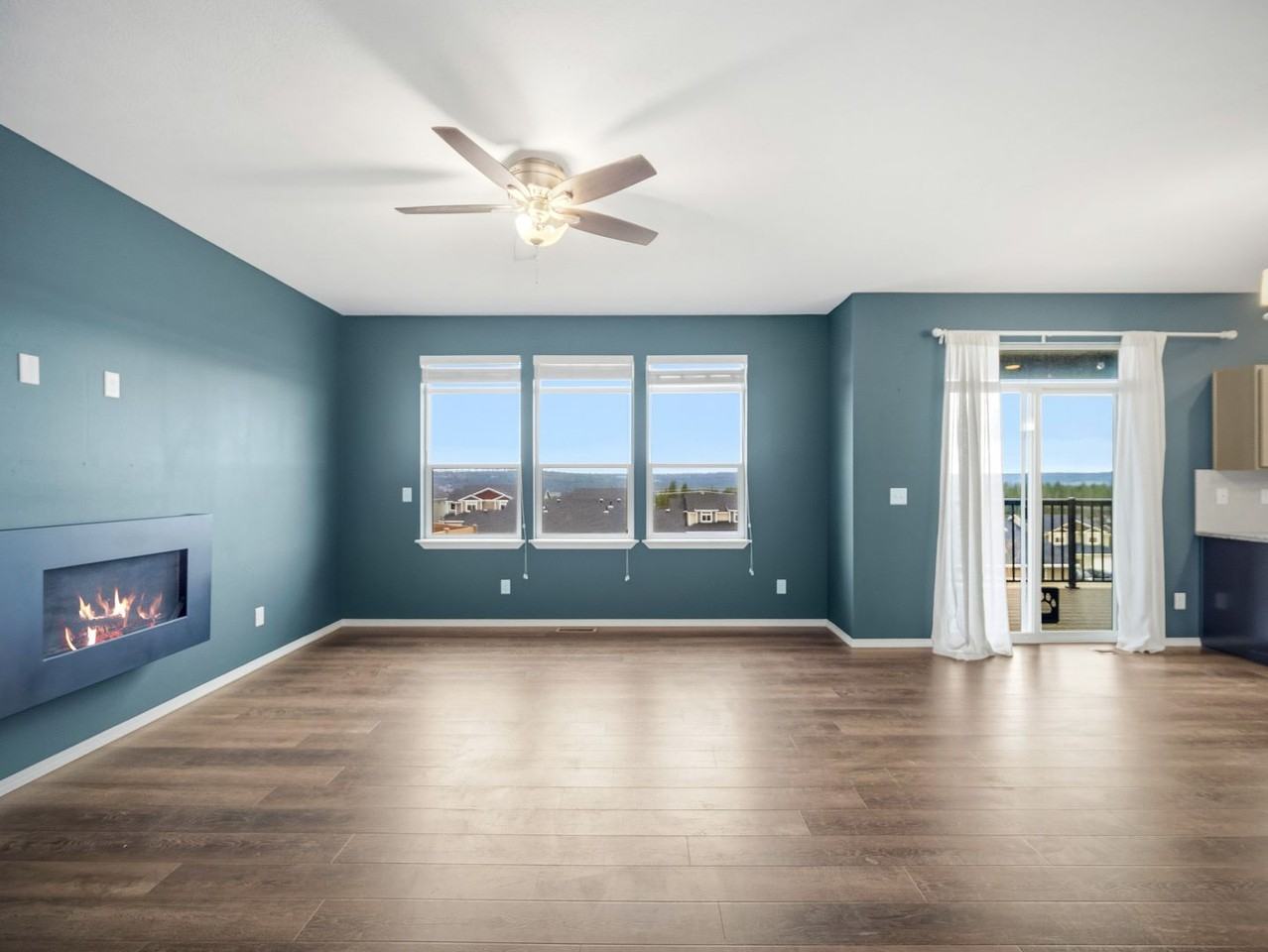 8411 N James Ct - Photo 3 of 50