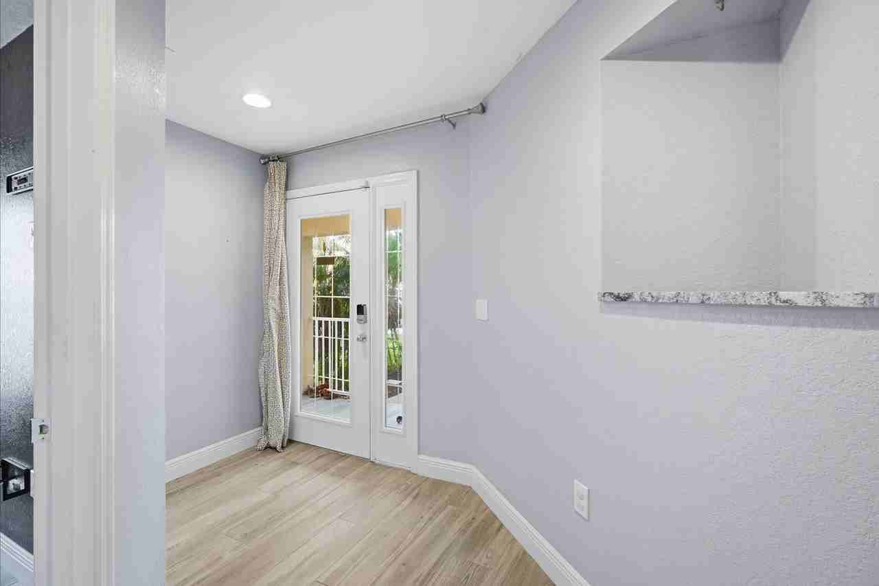 1005 Chandler Snowden Ct - Photo 4 of 25