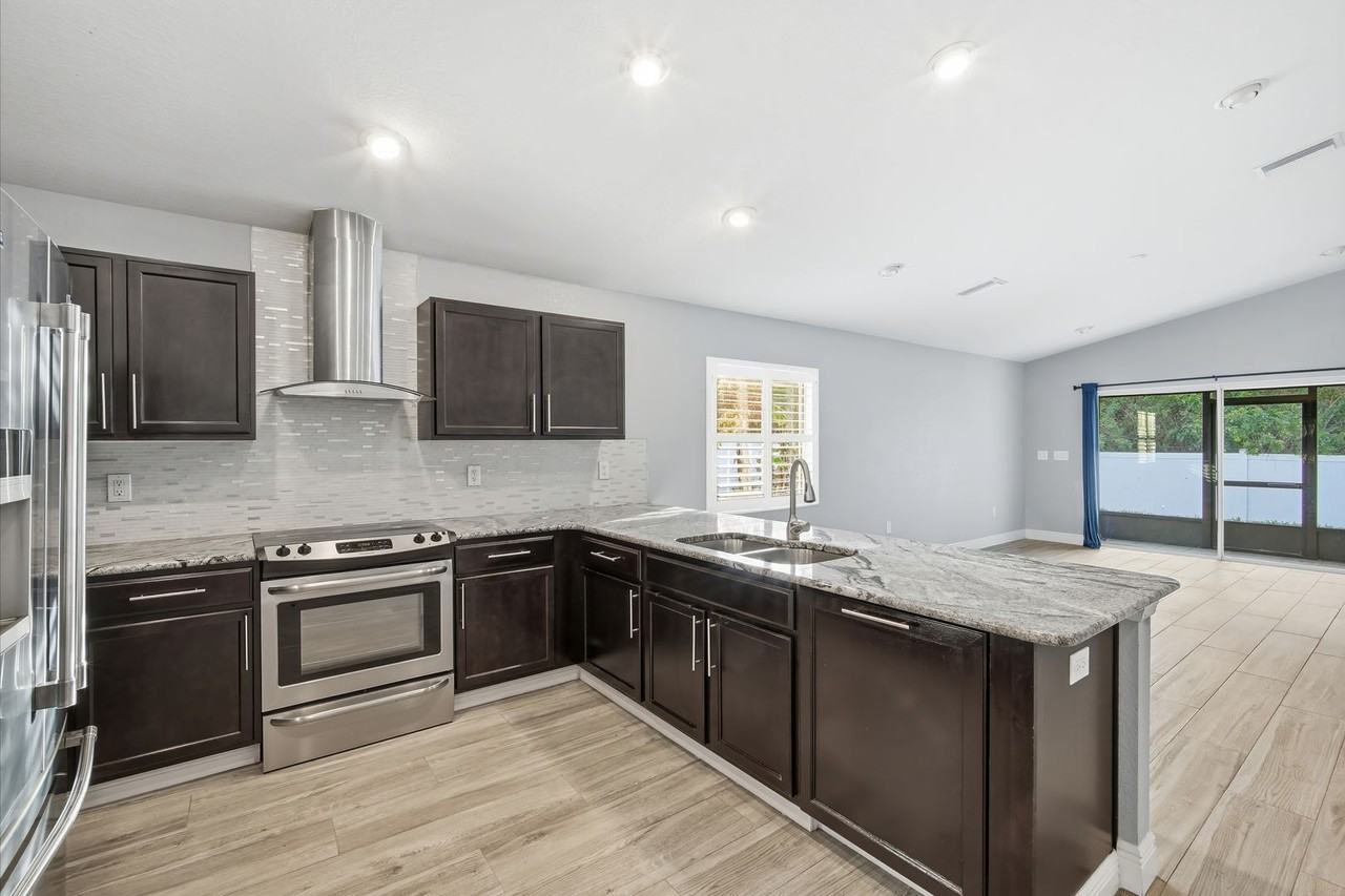 1005 Chandler Snowden Ct - Photo 5 of 25