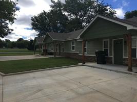 featured image of 221 Inola St