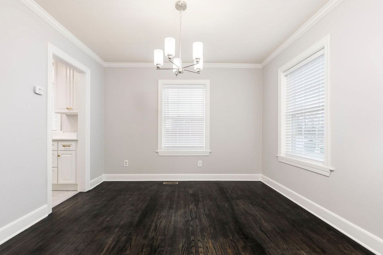 2664 Kings Hwy - Photo 6 of 41