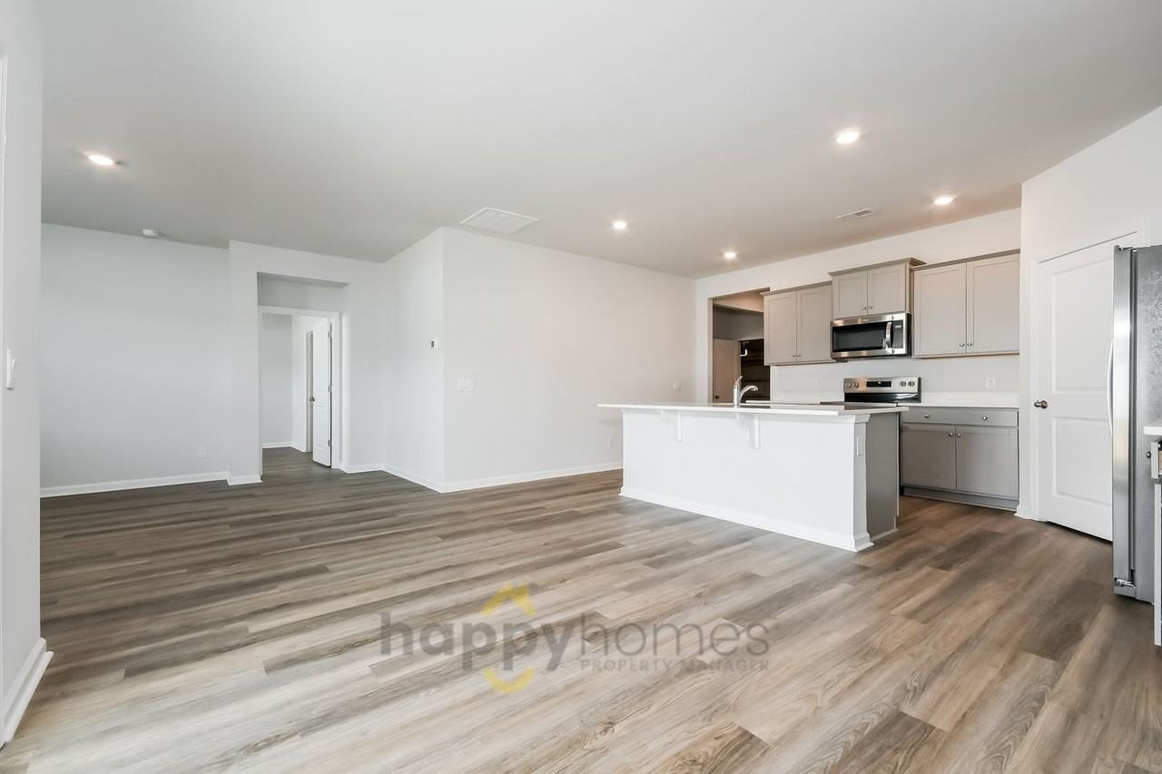 8019 Precious Ct - Photo 6 of 21