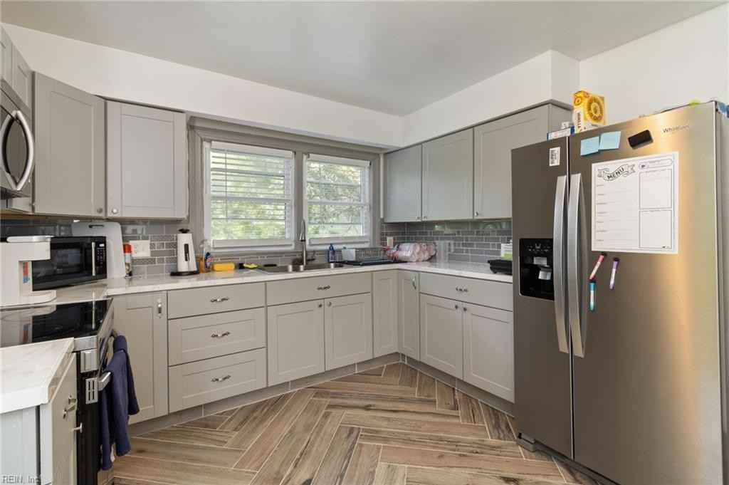 2220 Rodgers St #1 - Photo 6 of 18