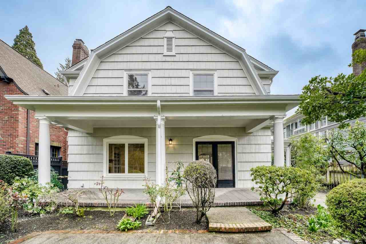 950 17th Ave E - Photo 2 of 31