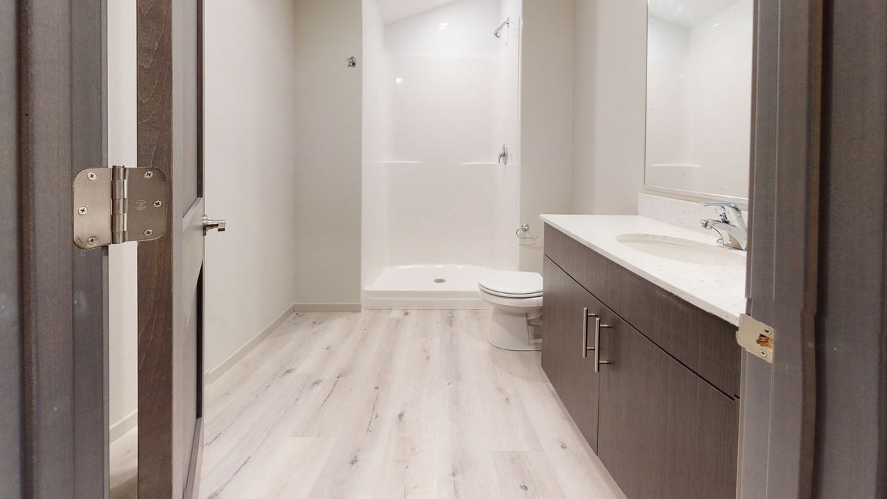 882 20th Ave SE - Photo 4 of 18