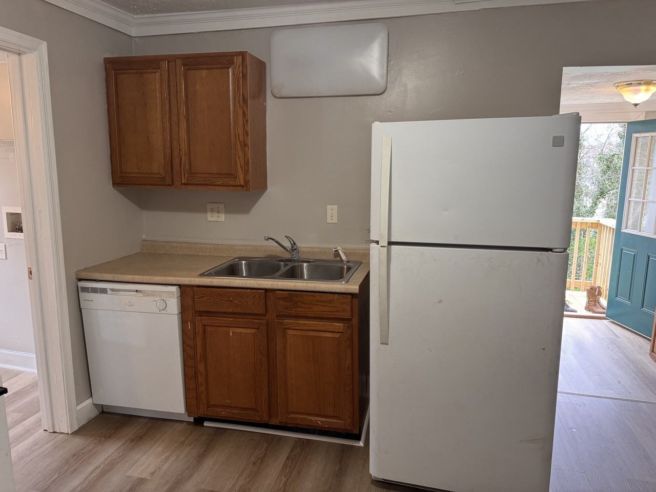 2 Beverly St #1 - Photo 5 of 9