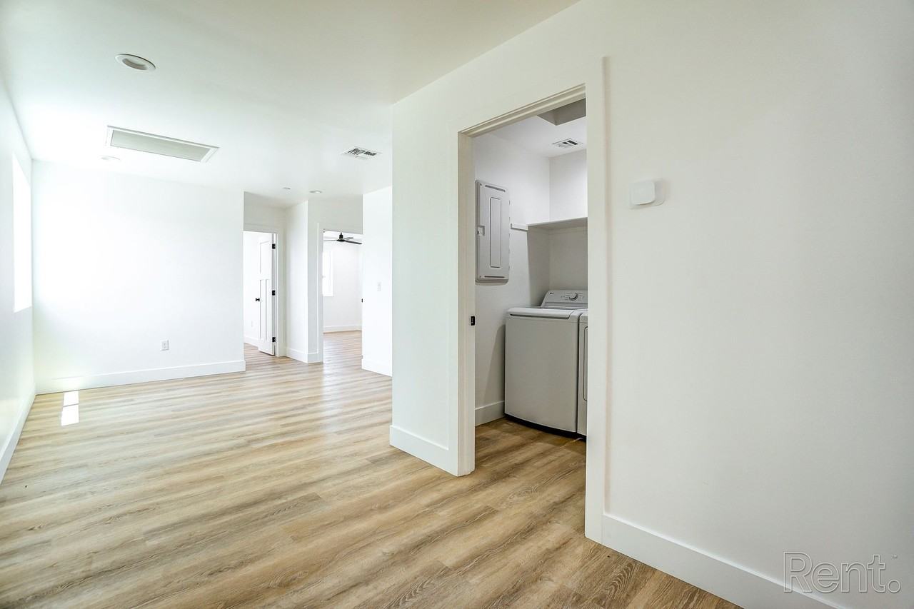 The Sonoran Townhomes - Photo 4 of 50