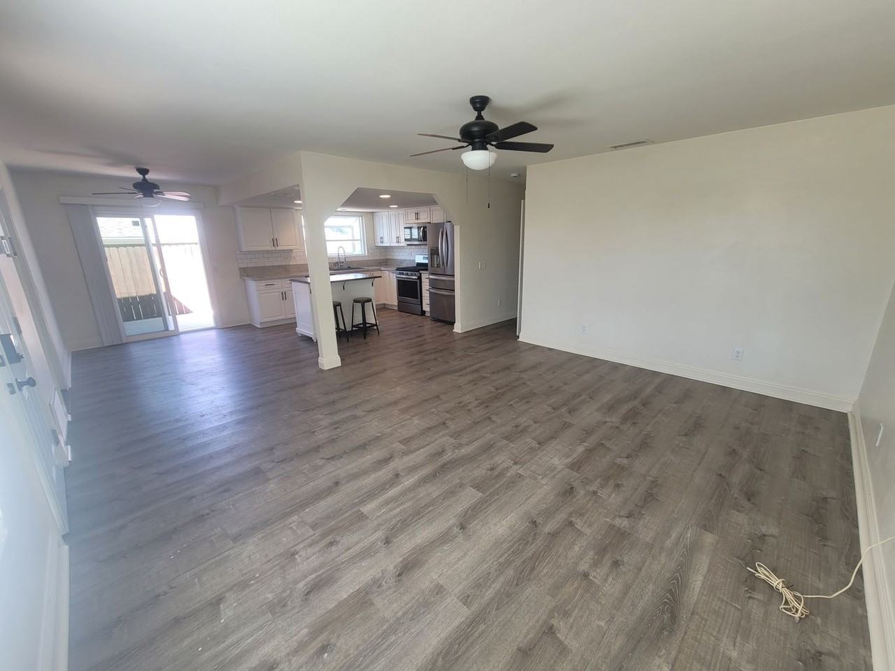 35054 Beech Ave - Photo 6 of 16