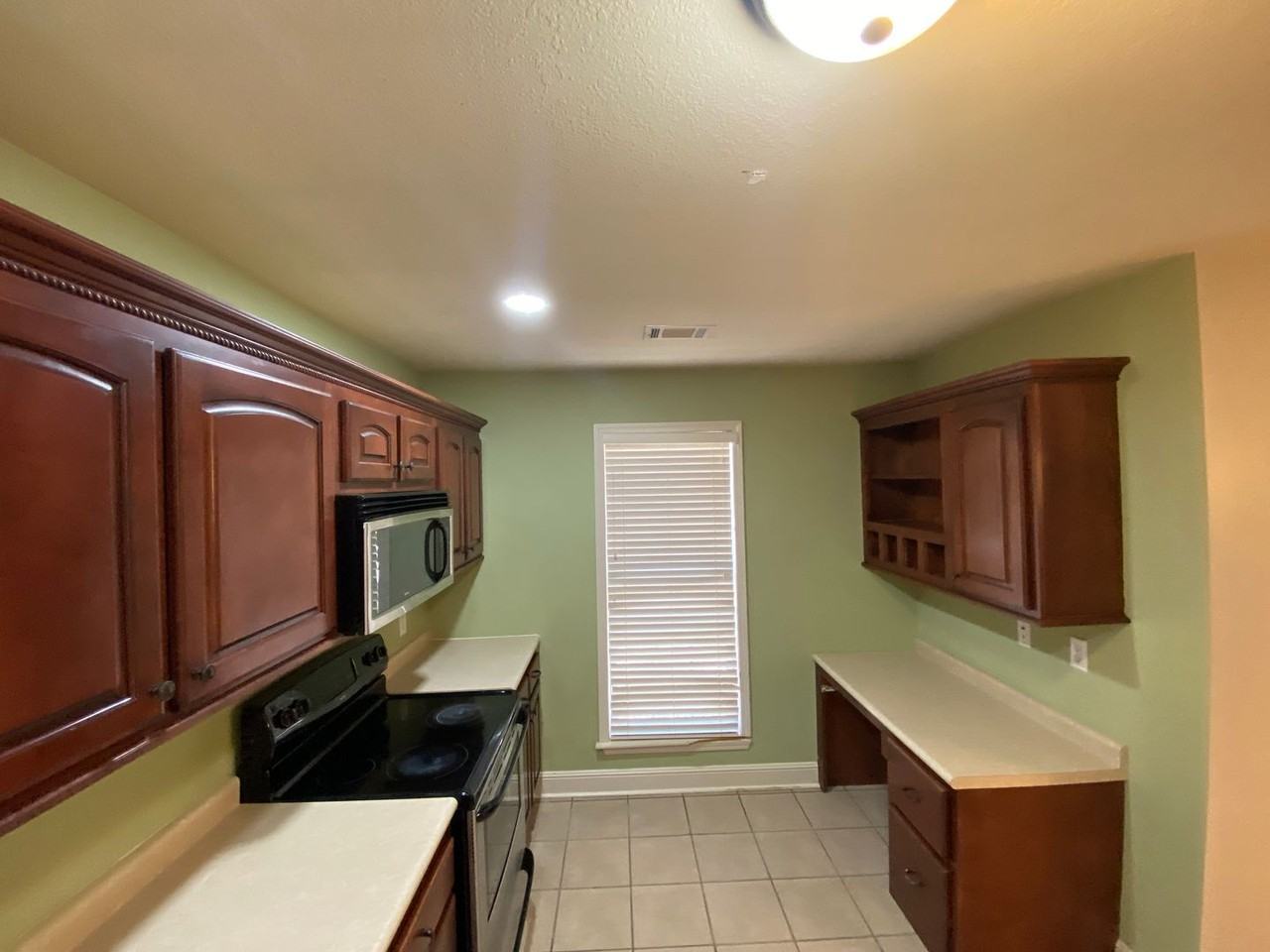 3413 Oaklawn Ave - Photo 3 of 12