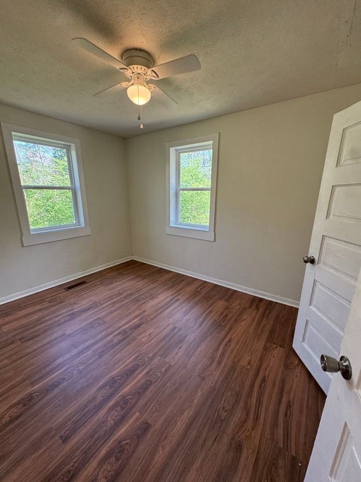 5510 Chandler St - Photo 5 of 9