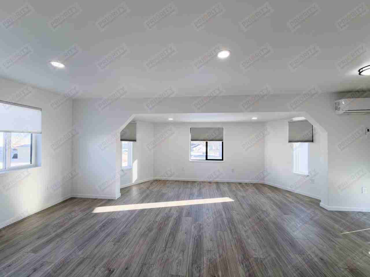 430 Oregon Ave - Photo 2 of 23