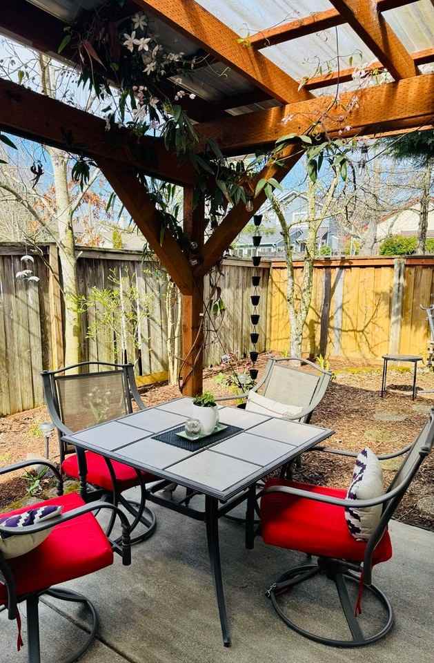 1575 Adelman Loop - Photo 6 of 16