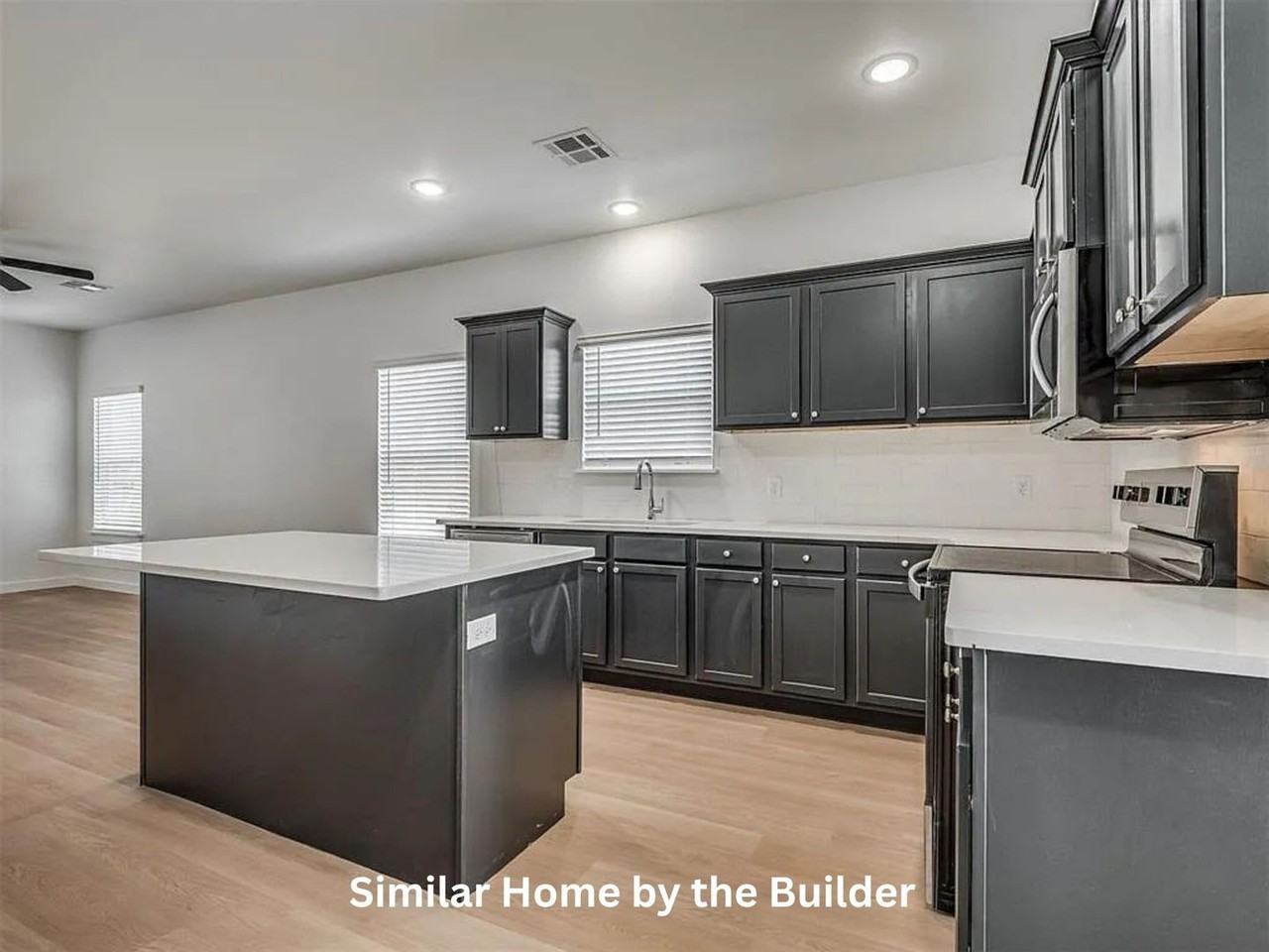 1902 Sw D Ave - Photo 3 of 36