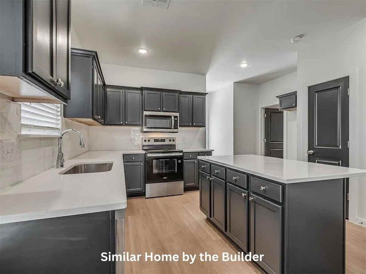 1902 Sw D Ave - Photo 4 of 36