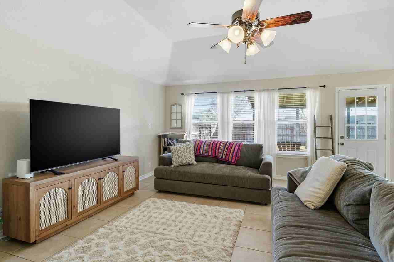 1300 Turncreek Ln - Photo 5 of 21